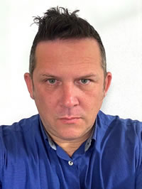 Viktor Škare